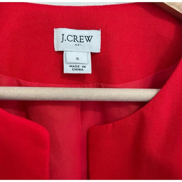 J Crew Cherry Red Cropped Scalloped Hem Blazer - Picture 3 of 6
